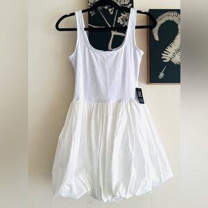 NWT Express white bubble hem mini dress Sz XS